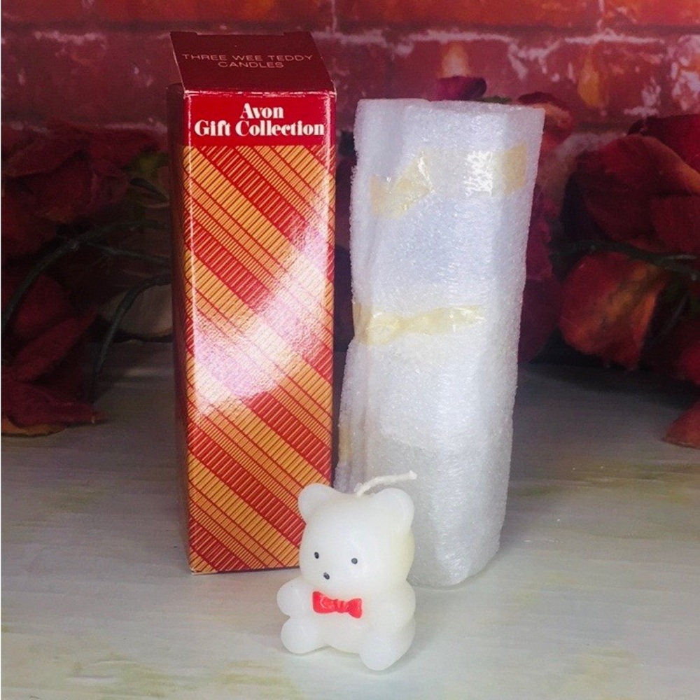 Vintage Avon Gift Collection Three Wee White Teddy Bear Candles